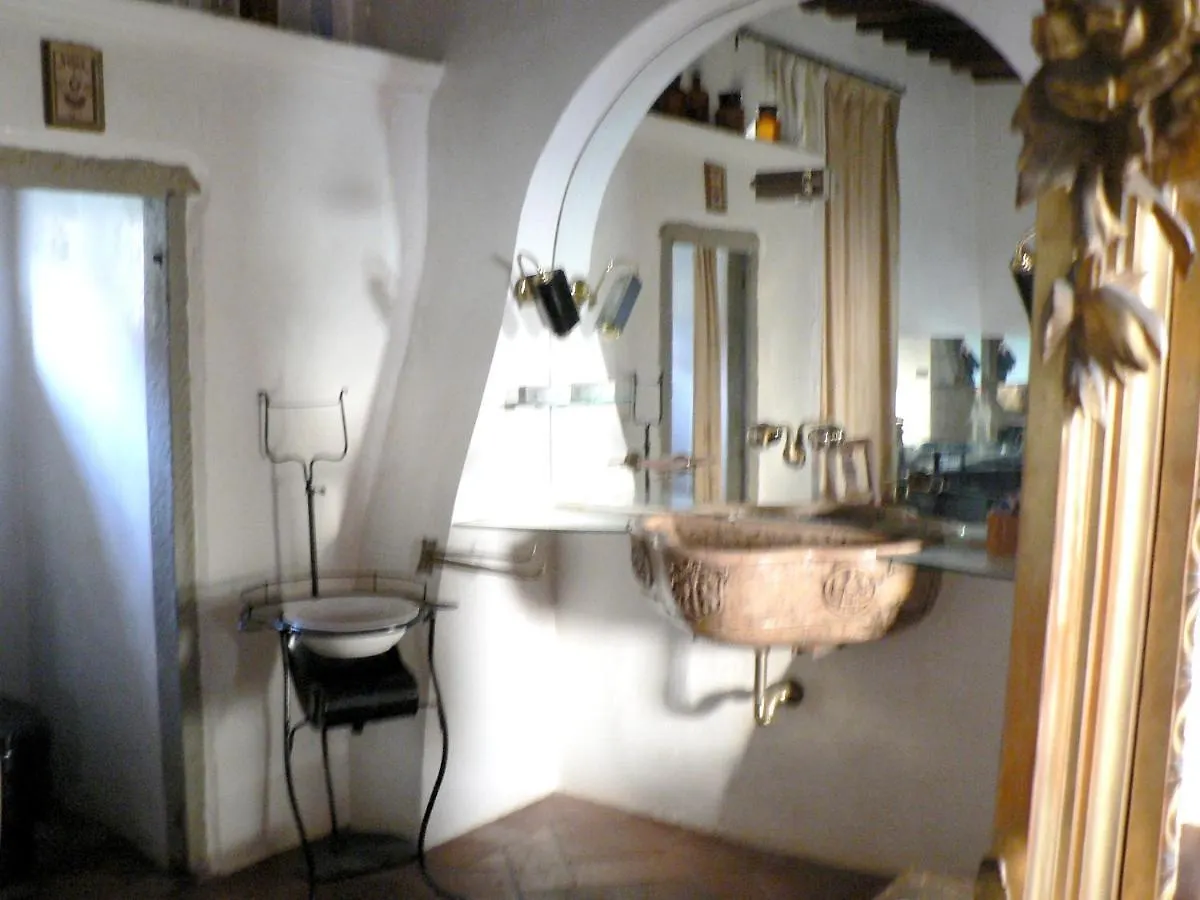 2 Bedrooms House With Shared Pool Jacuzzi And Furnished Terrace At Calenzano Feriehus